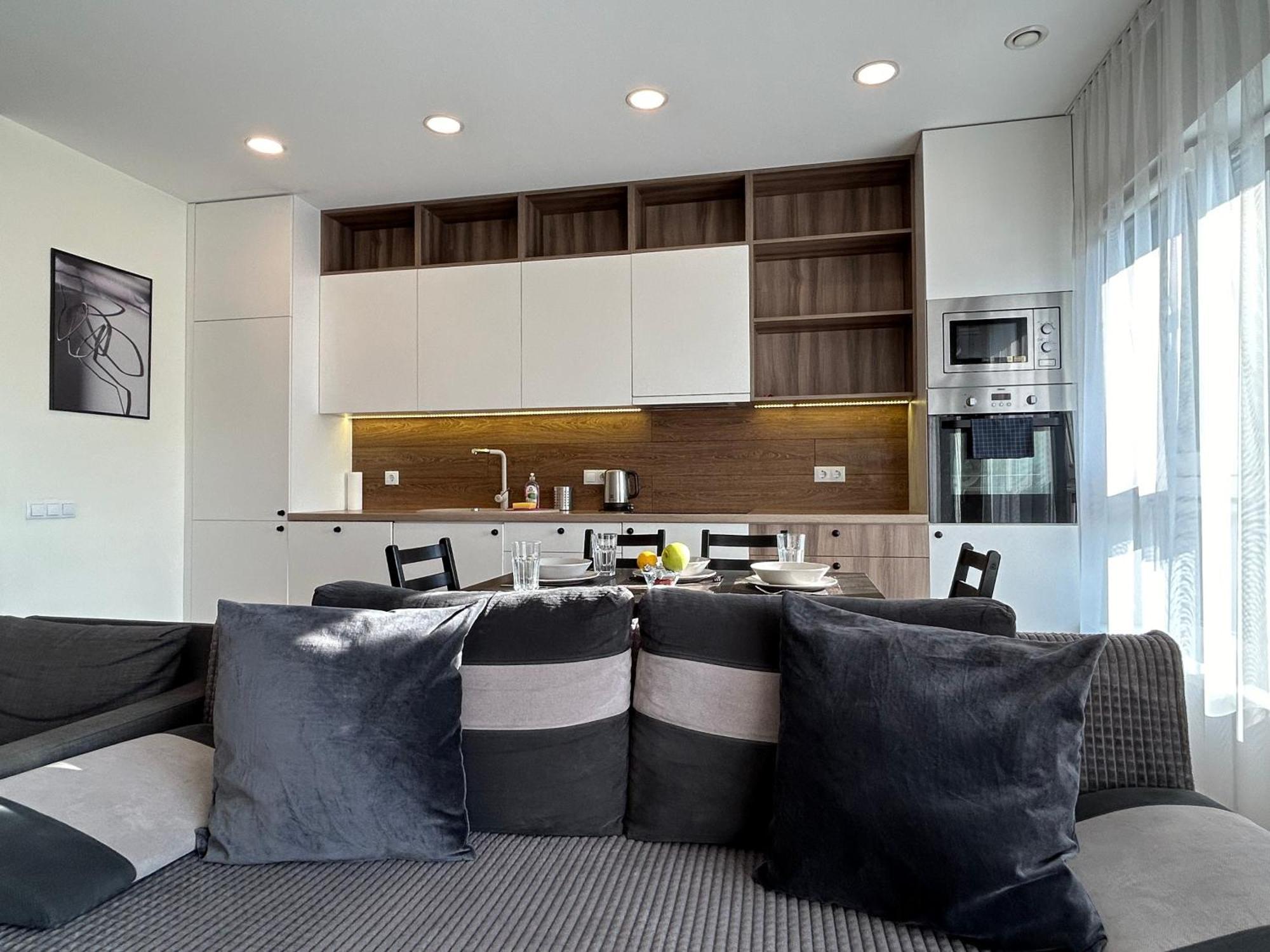 Your Home - Spacious Apartment In City Center, With Balcony & Self Check-In Wilna Exterior foto